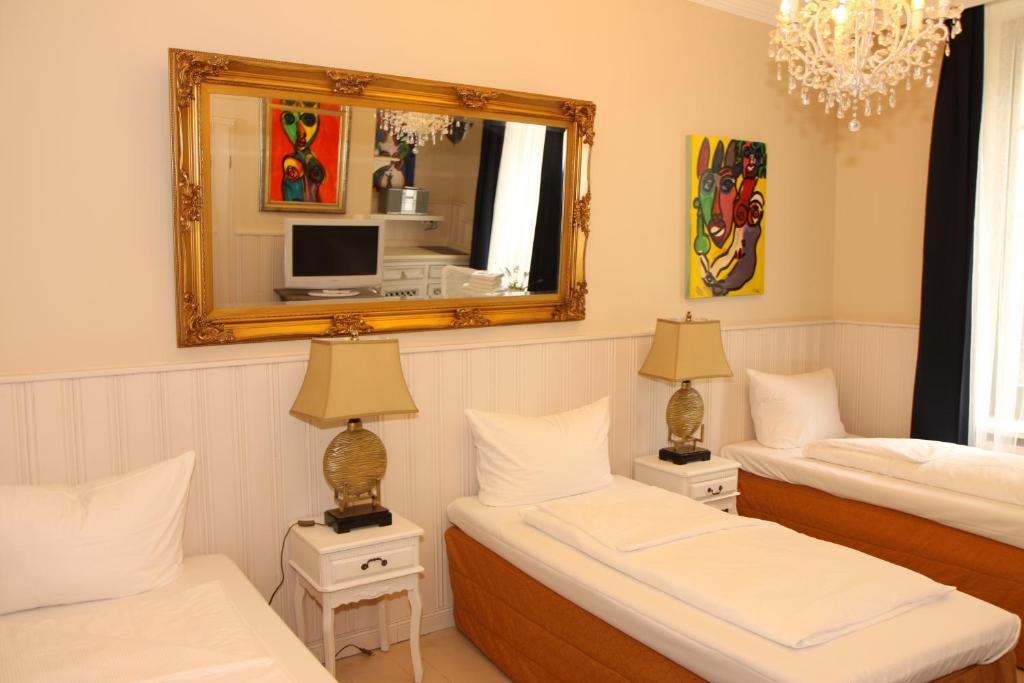 Hotel Parkidyll Берлин Стая снимка