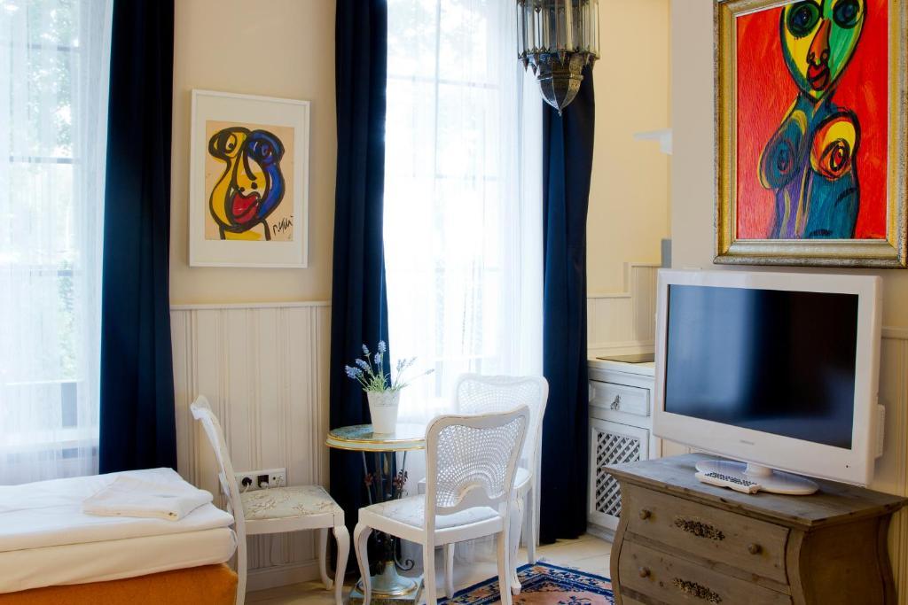 Hotel Parkidyll Берлин Екстериор снимка
